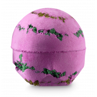 Pink Fizzes Good With Green Bath Bomb